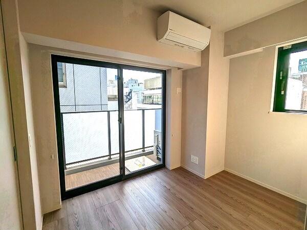 建物設備(2Fに出窓はありません)