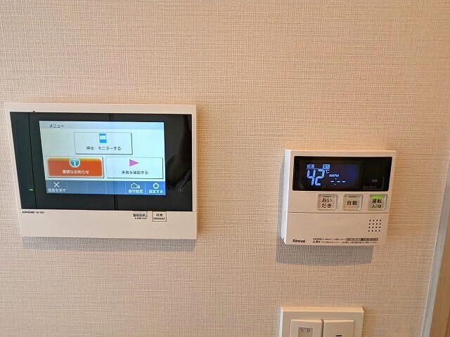 物件内観写真12　(録画等多機能なTVモニター付インターホンセキュリティ)