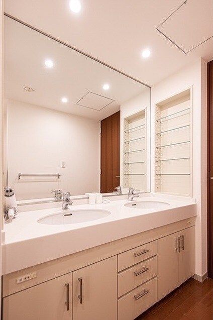 物件内観写真11　(洗面・他タイプ参照)