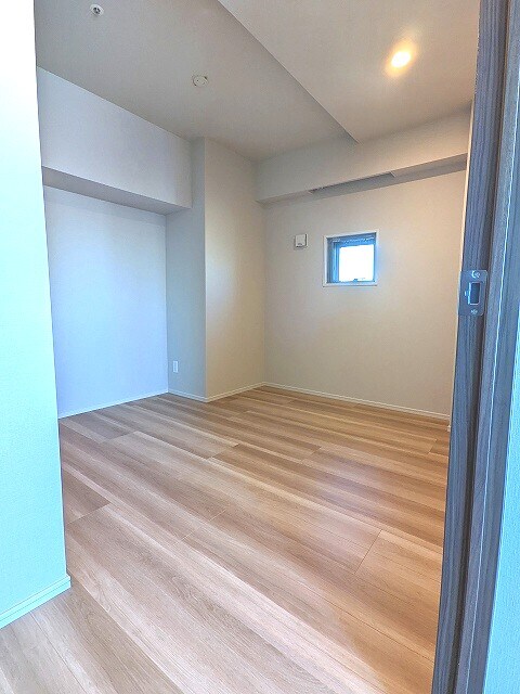 物件内観写真11　(6帖洋室)