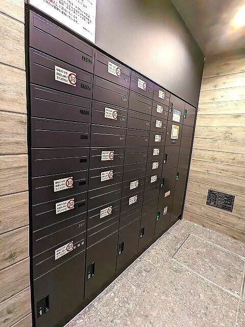 物件内観写真28　(宅配BOXです)