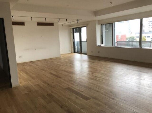 物件内観写真13　(リビング)