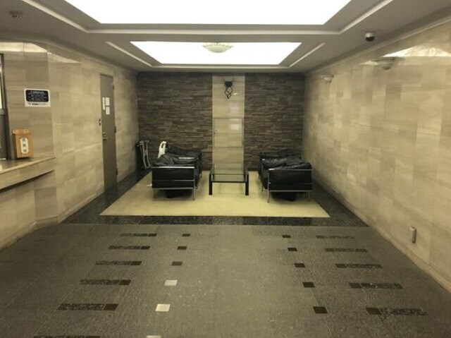 物件内観写真20　(エントランスホール)