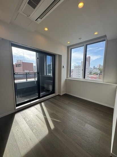 物件内観写真8　(洋室)