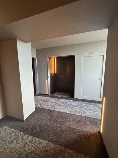 物件内観写真13　(共用廊下)