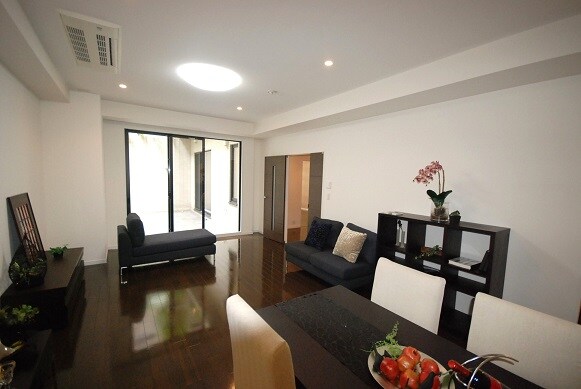 物件内観写真2　(モデルルーム参照)