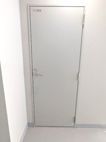 物件内観写真16　(24時間利用可能なゴミ置場です)