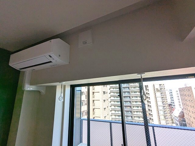 物件内観写真28　(取り外し可能な室内物干し設備)