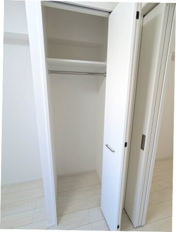 物件内観写真9　(洋室のクローゼットです)