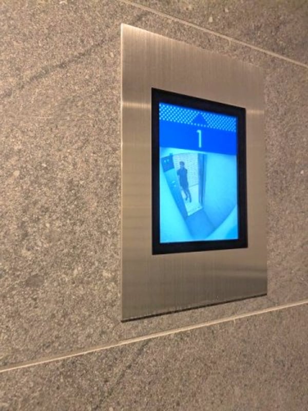 建物設備(防犯モニター付セキュリティエレベーターです)
