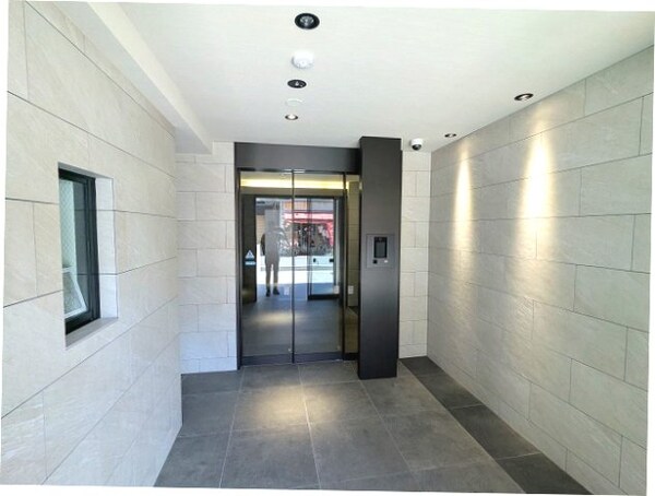 建物設備(タッチキーのモニター付オートロックセキュリティ)