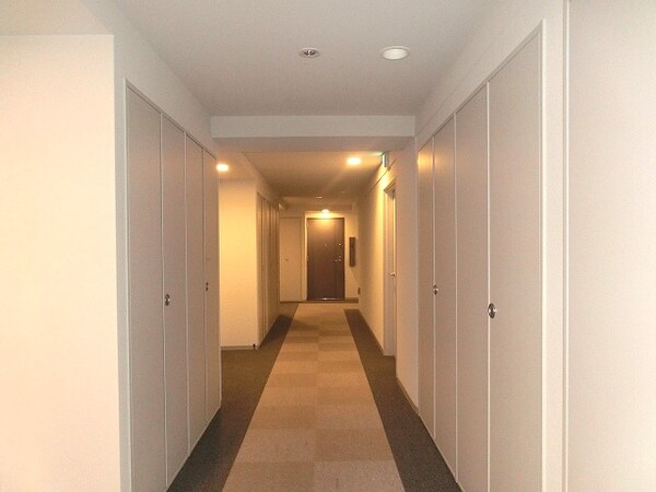 建物設備(ホテルライクな内廊下です)