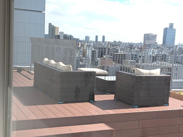 物件内観写真9　(屋上庭園)