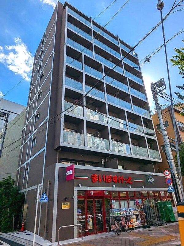 外観(1Fスーパーまいばすけっと買物便利です)