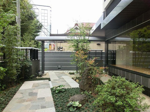 建物設備(エントランスです)