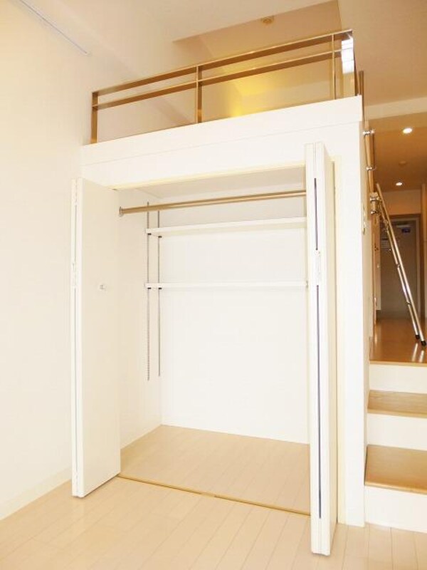 収納(レジディア上野御徒町のクローゼットです)