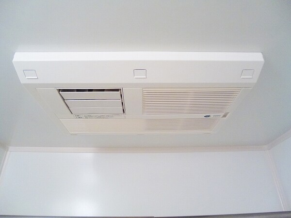 建物設備(オーキッドレジデンス蔵前Ⅱの浴室換気乾燥機です)