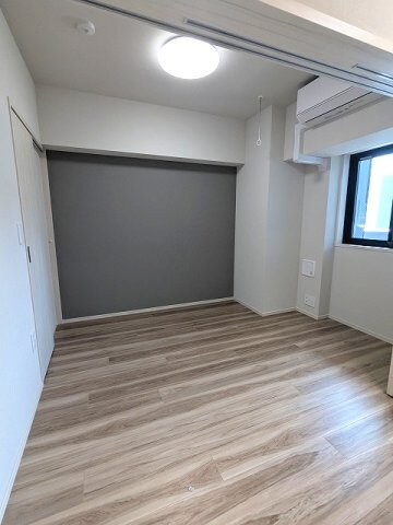 物件内観写真6　(5帖洋室)