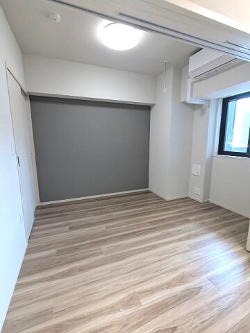 物件内観写真6　(5帖洋室)