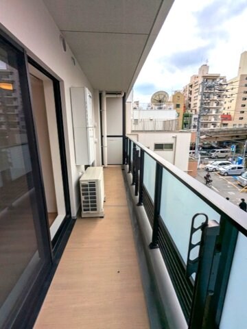 物件内観写真13　(3Fワイドバルコニー開放感あります)