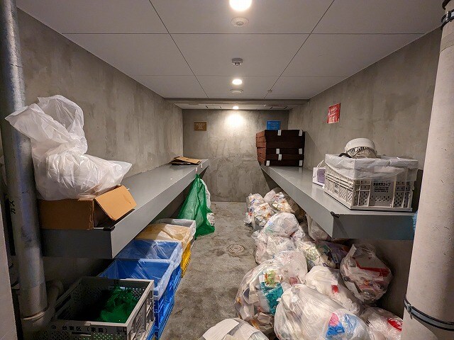 物件内観写真14　(24時間利用可能なごみ置場)