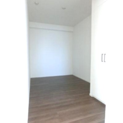 物件内観写真7　(パークアクシス上野三丁目の洋室です)