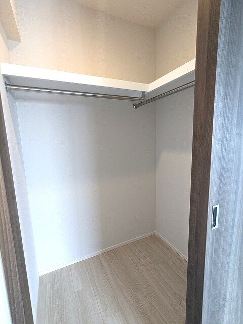 物件内観写真9　(ウォークインクローゼット)