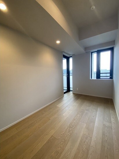 物件内観写真11　(洋室)