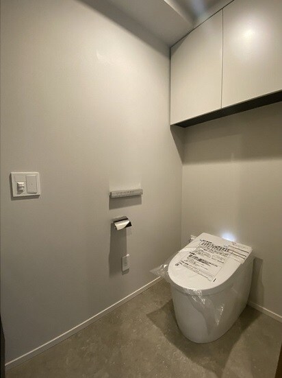 物件内観写真14　(トイレ)