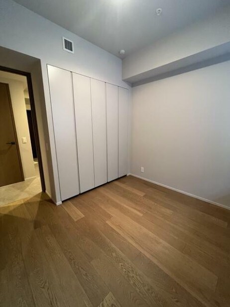 物件内観写真12　(洋室)