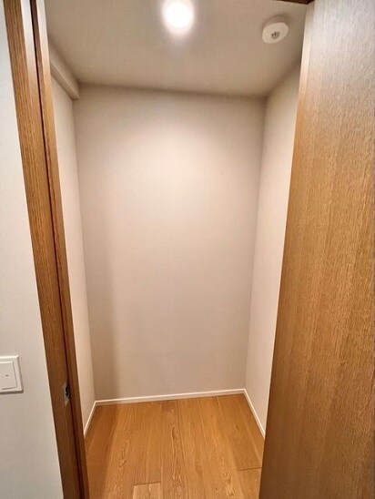 物件内観写真14　(納戸)