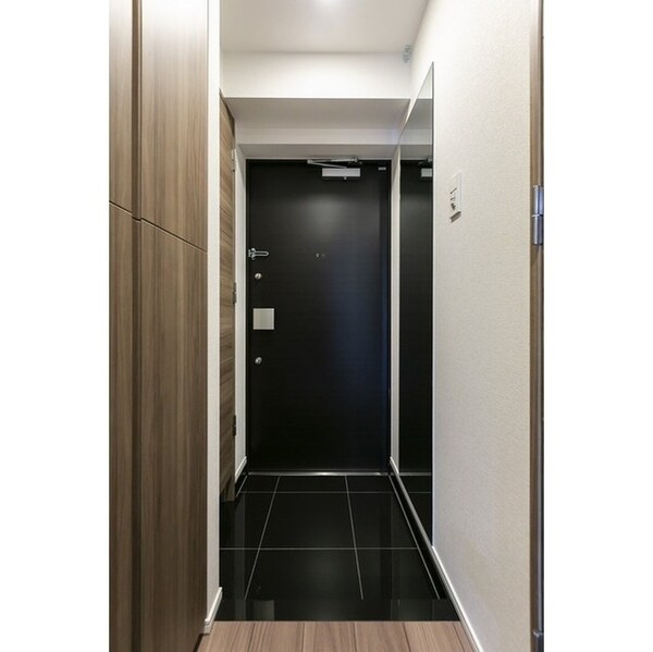 建物設備(玄関に姿見鏡付きです)