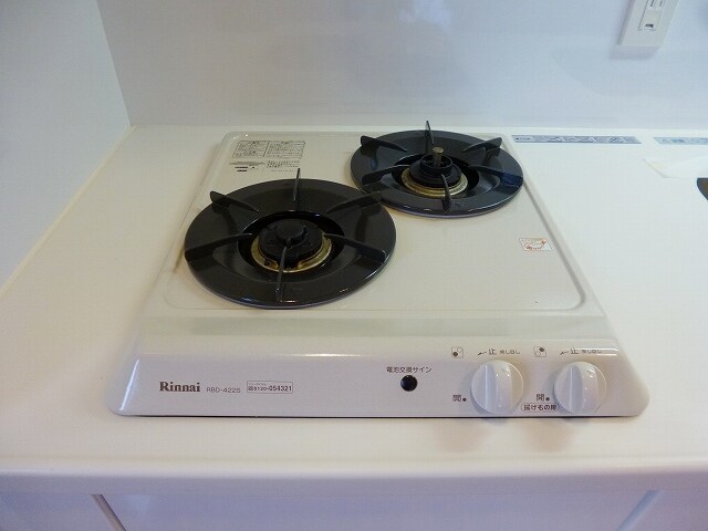 物件内観写真14　(パークアクシス秋葉原のガス２口システムキッチンです)