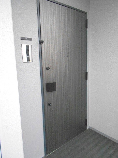 物件内観写真25　(玄関はディンプルキーのダブルロックセキュリティです)