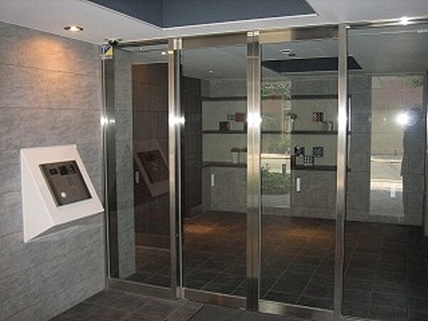 セキュリティ(パークアクシス仲御徒町のタッチキーのモニター付オートロックセ)