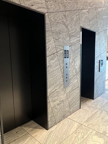 物件内観写真20　(エレベーターホール)