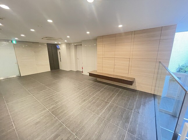 物件内観写真15　(エレベーターホール)