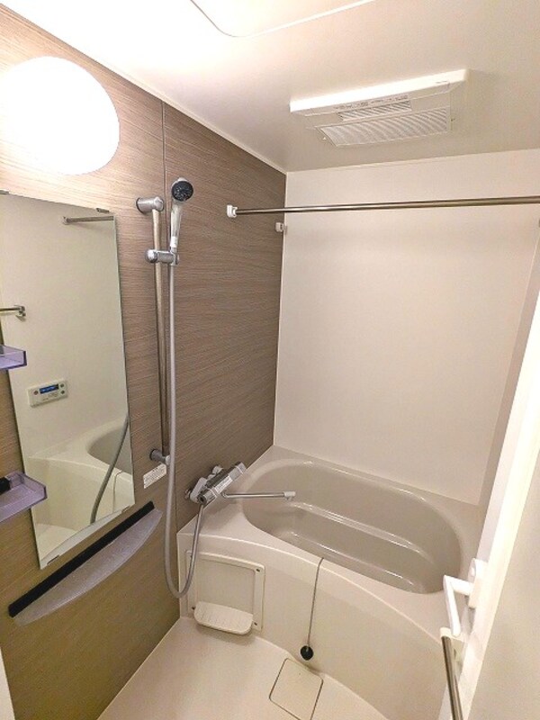 浴室(浴室換気乾燥機付き)