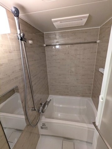 物件内観写真6　(浴室換気乾燥機)