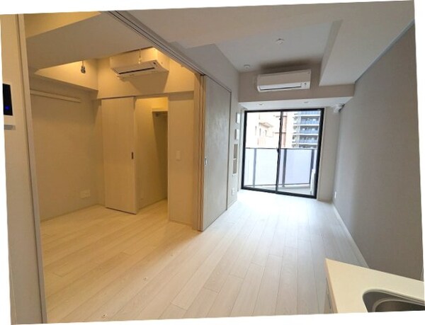 居室(インターネット無料、ペット可、エアコン2台付、ダウンライト付)