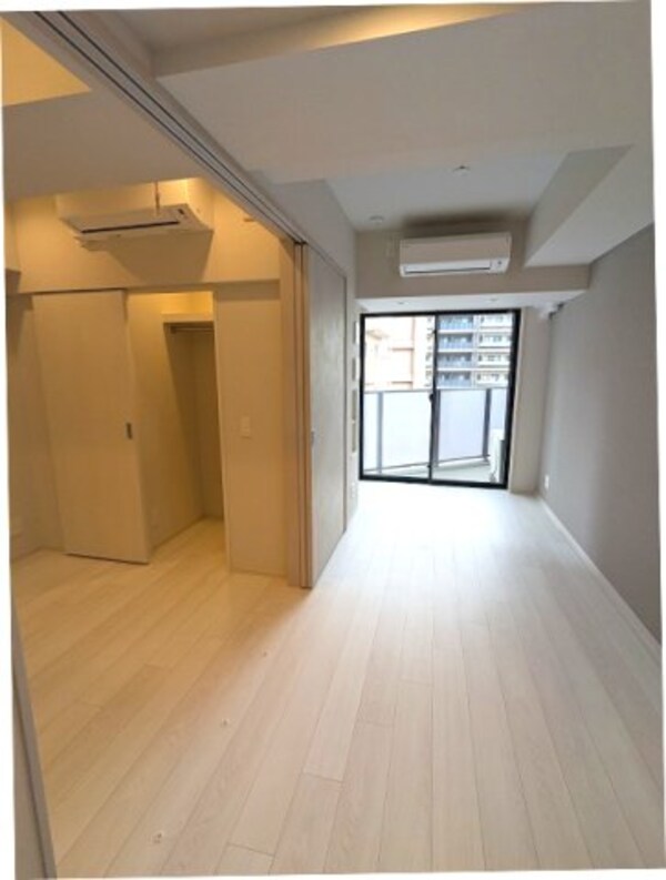 建物設備(インターネット無料、ペット可、エアコン2台付、ダウンライト付)