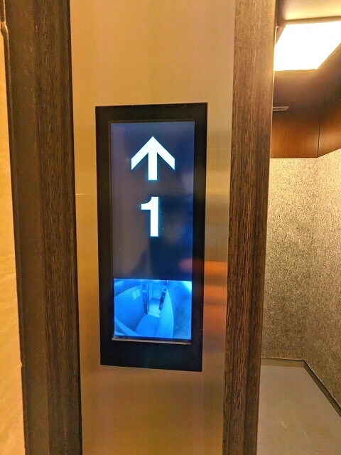 物件内観写真21　(防犯モニター付きセキュリティエレベーターです)