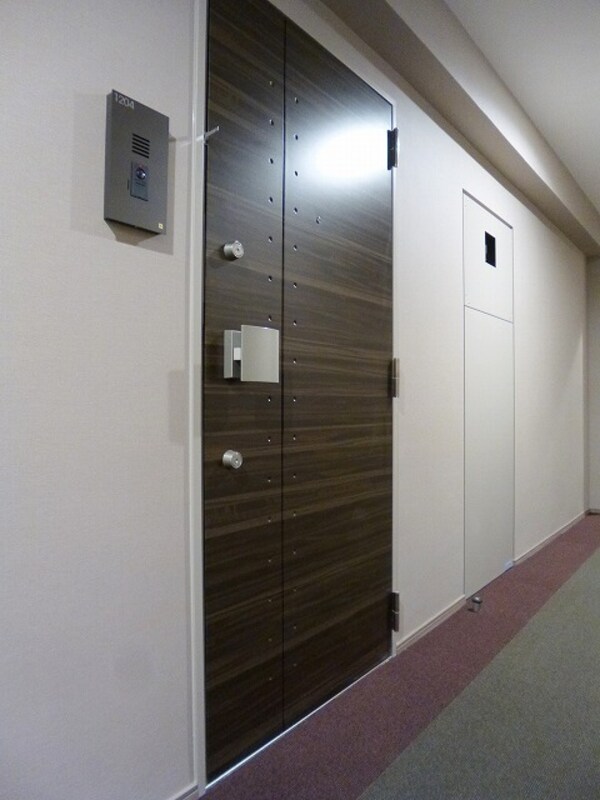 建物設備(玄関ダブルロックセキュリティです)