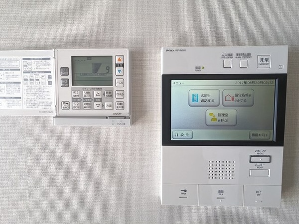 建物設備(留守等多機能なTVモニター付インターホンセキュリティ、リビン)