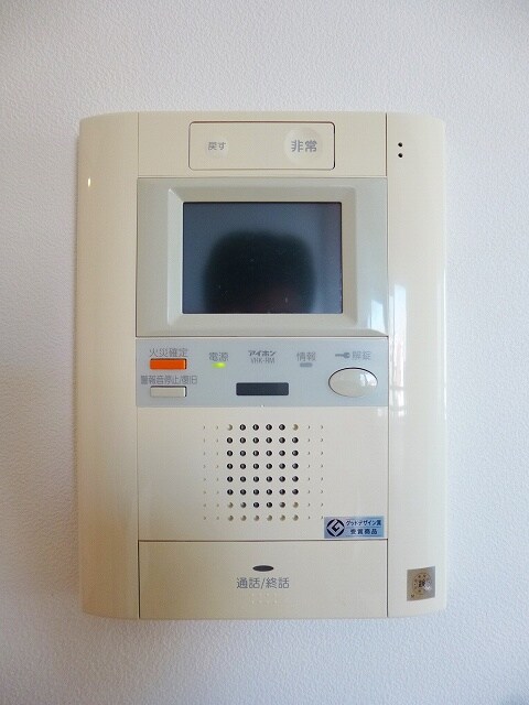 物件内観写真9　(パークアクシス御徒町のモニター付きインターホンセキュリティで)