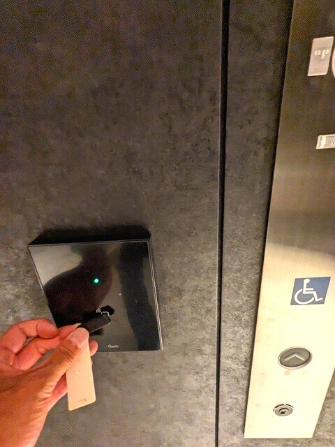 物件内観写真20　(タッチキーがないとエレベーター未作動のセキュリティです)
