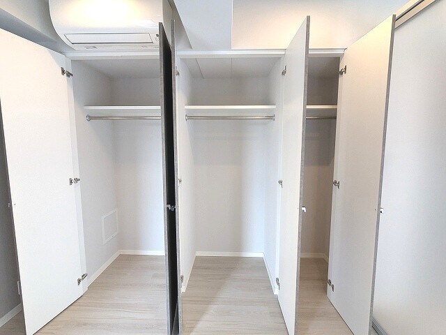 物件内観写真8　(プロスペクトＫＡＬＯＮ三ノ輪のクローゼットです)