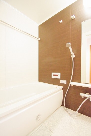 物件内観写真4　(リノベーション前参照)