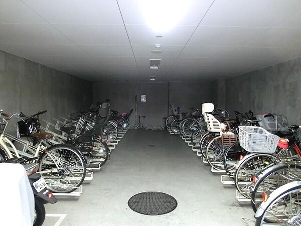 建物設備(エコロジー浅草橋レジデンスの駐輪場です)