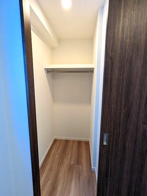 物件内観写真12　(ウォークインクローゼットです)